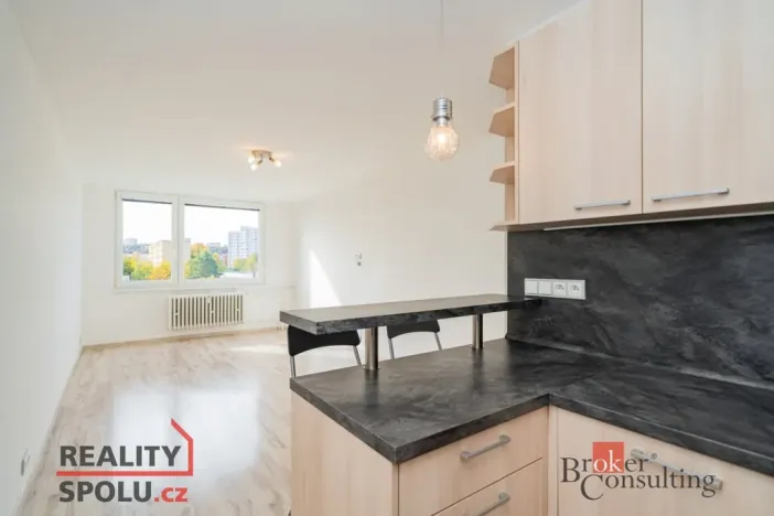 Pronájem bytu 2+kk, Praha - Vokovice, Tobrucká, 51 m2