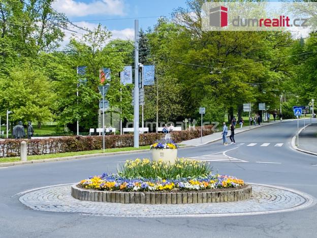 Prodej bytu 2+1, Mariánské Lázně, Hlavní třída, 73 m2