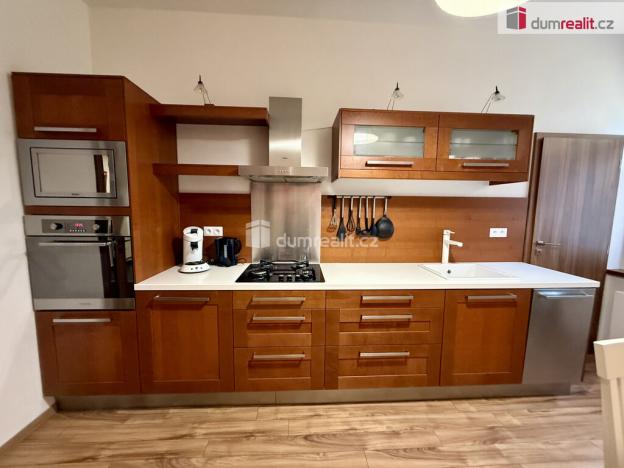 Prodej bytu 2+1, Mariánské Lázně, Hlavní třída, 73 m2