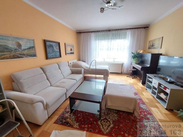 Prodej rodinného domu, Krnov - Pod Bezručovým vrchem, Albrechtická, 300 m2