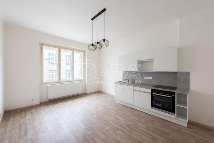 Pronájem bytu 2+kk, Praha - Vinohrady, Máchova, 56 m2