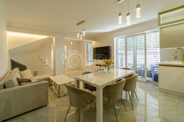 Pronájem rodinného domu, Rostoklaty - Nová Ves II, 90 m2