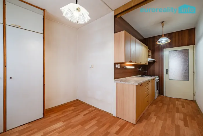 Prodej bytu 2+1, Mariánské Lázně, Za Tratí, 64 m2