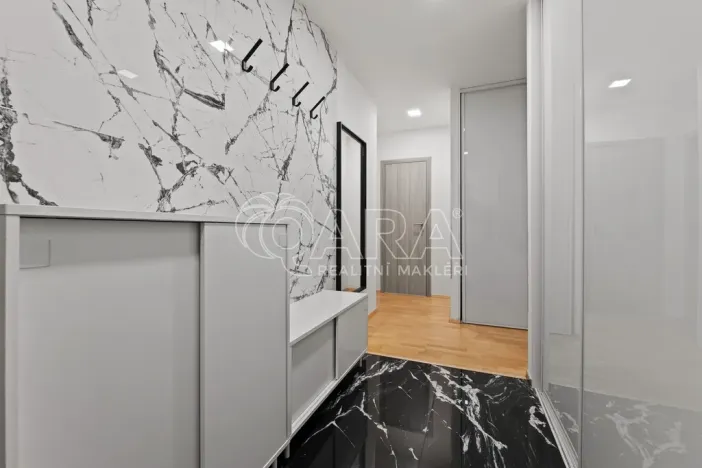 Prodej bytu 3+kk, Vestec, Ve Stromkách, 67 m2