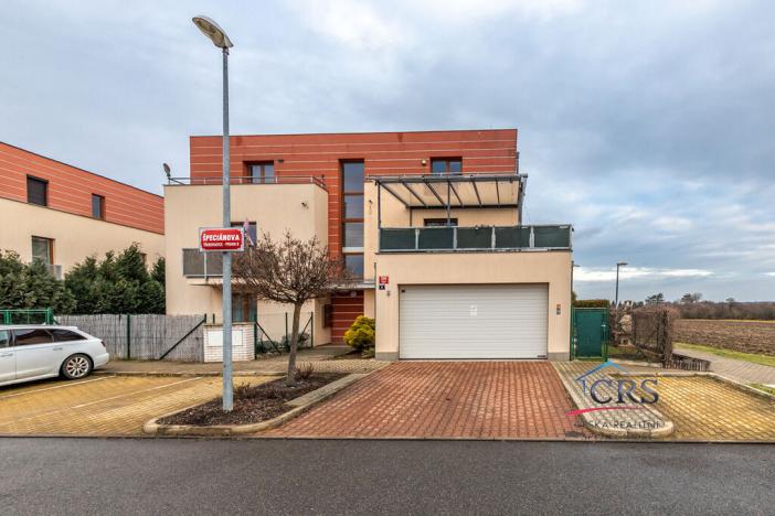 Prodej bytu 3+kk, Praha, Špeciánova, 74 m2