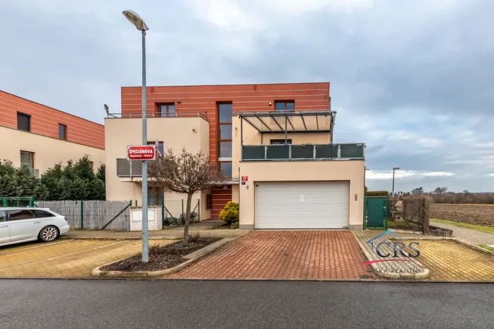 Prodej bytu 3+kk, Praha, Špeciánova, 74 m2