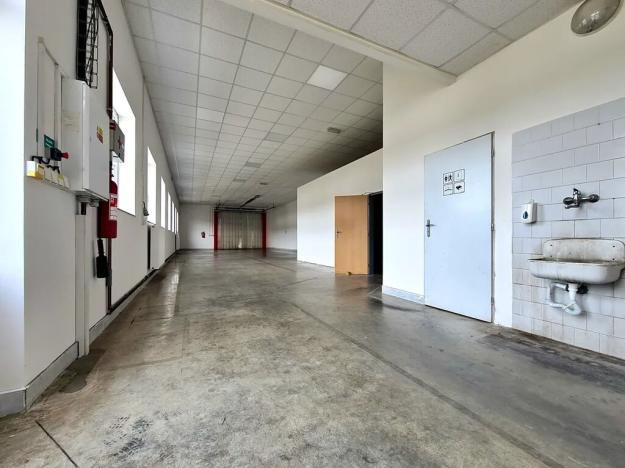Pronájem výrobních prostor, Blansko, 385 m2