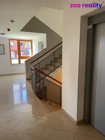 Prodej bytu 2+kk, Praha, Mattioliho, 59 m2