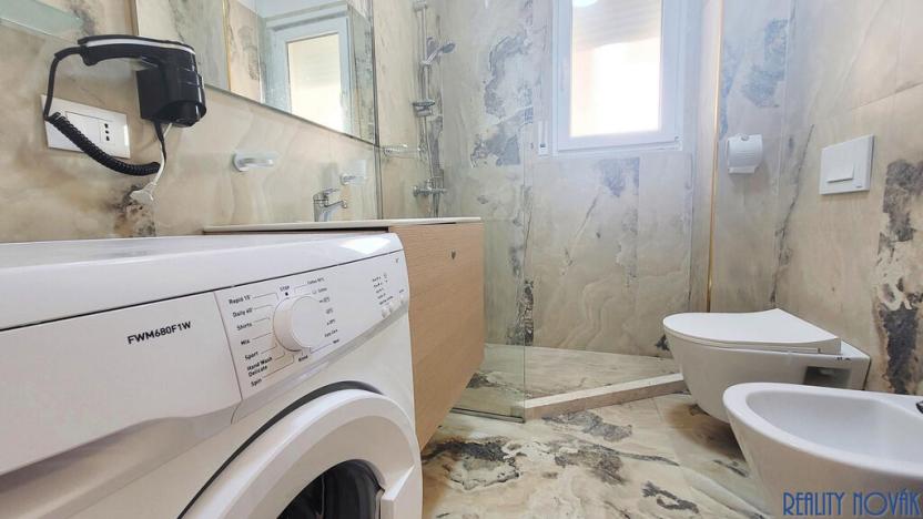 Prodej bytu 2+kk, Rruga Ismail Qemali, Golem, Albánie, Albánie, 60 m2