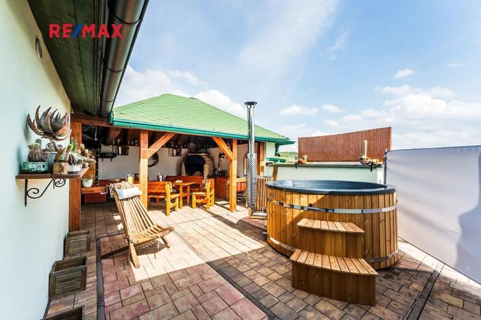 Prodej rodinného domu, Jabloňov, 154 m2