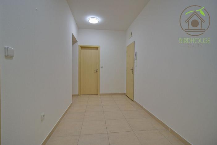 Pronájem bytu 2+kk, Jesenice, Cedrová, 69 m2