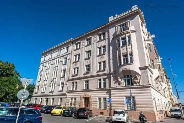 Prodej bytu 4+1, Praha - Smíchov, Na Plzeňce, 150 m2