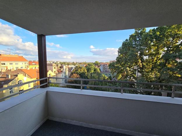 Pronájem bytu 3+kk, Brno, Skřivanova, 111 m2