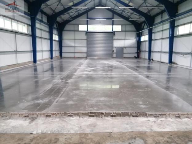 Prodej výrobních prostor, Valašské Meziříčí - Bynina, 820 m2