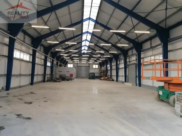Prodej výrobních prostor, Valašské Meziříčí - Bynina, 820 m2