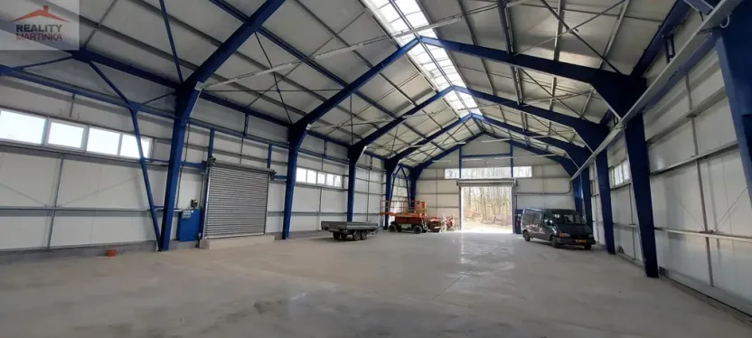 Prodej výrobních prostor, Valašské Meziříčí - Bynina, 820 m2