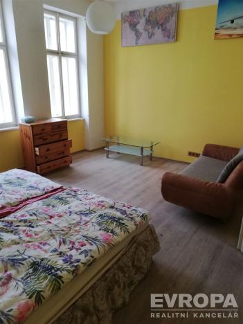 Pronájem bytu 1+1, Mšeno, Mělnická, 36 m2