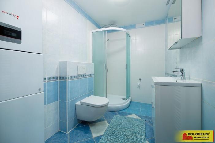 Prodej rodinného domu, Lužice, Velkomoravská, 260 m2