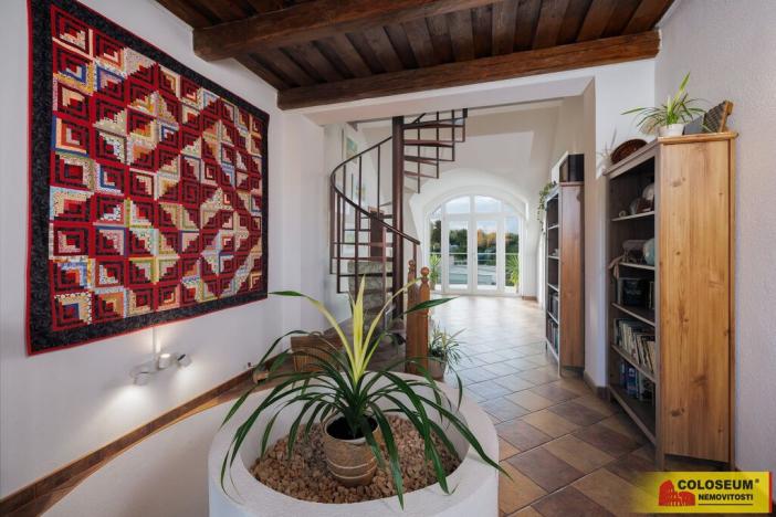 Prodej rodinného domu, Lužice, Velkomoravská, 260 m2