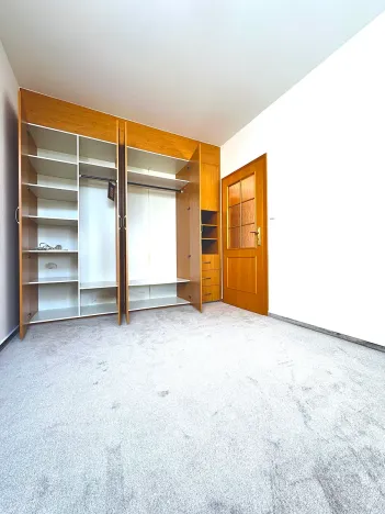 Prodej bytu 2+kk, Praha, Spořická, 56 m2