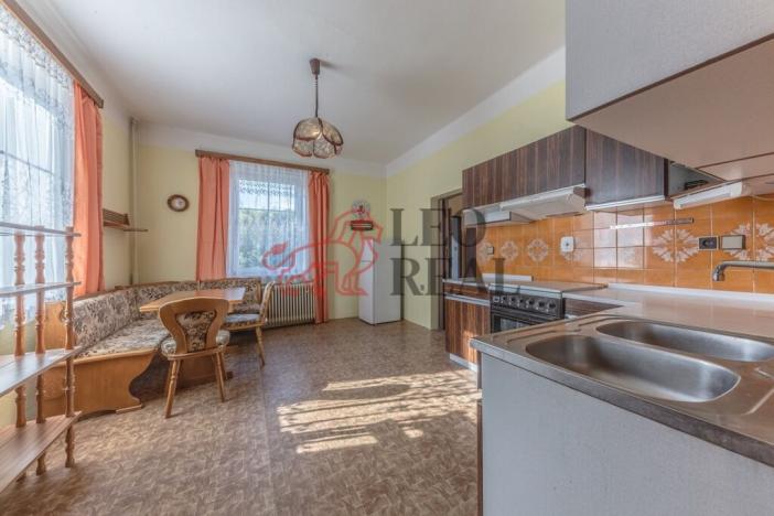 Prodej rodinného domu, Rovensko pod Troskami, Růžová, 250 m2