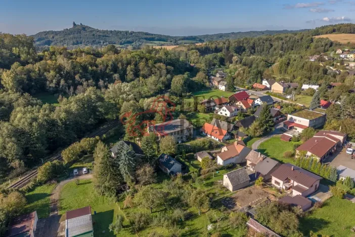 Prodej rodinného domu, Rovensko pod Troskami, Růžová, 250 m2
