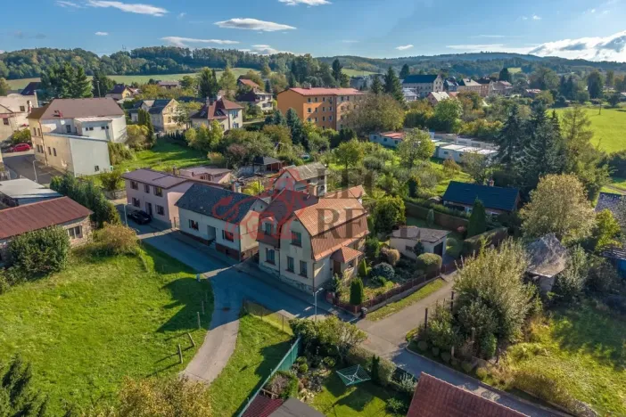 Prodej rodinného domu, Rovensko pod Troskami, Růžová, 250 m2