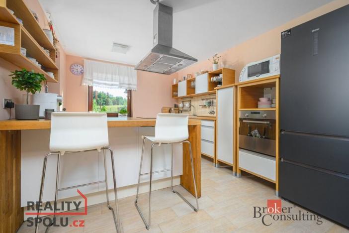 Prodej rodinného domu, Železný Brod, 218 m2