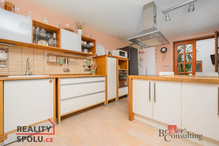 Prodej rodinného domu, Železný Brod, 218 m2