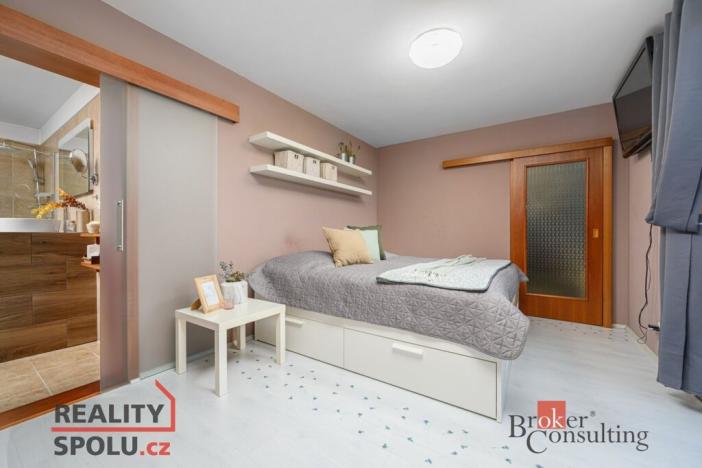 Prodej rodinného domu, Železný Brod, 218 m2