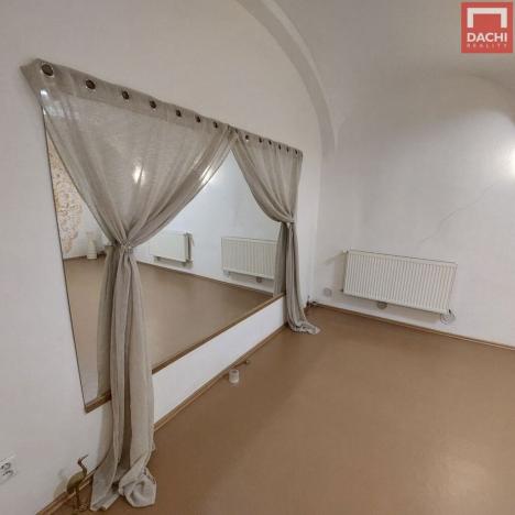 Pronájem komerční nemovitosti, Olomouc, Šemberova, 99 m2