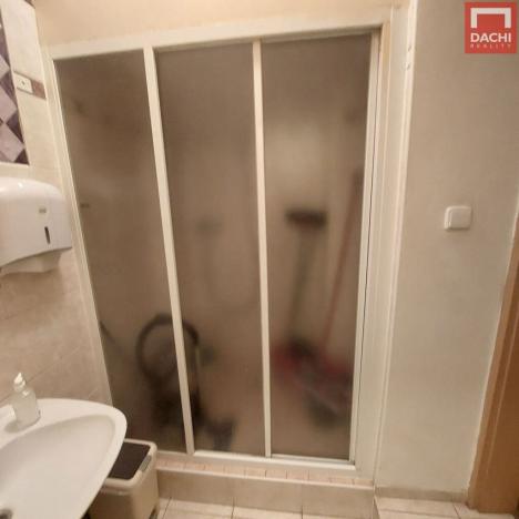 Pronájem komerční nemovitosti, Olomouc, Šemberova, 99 m2