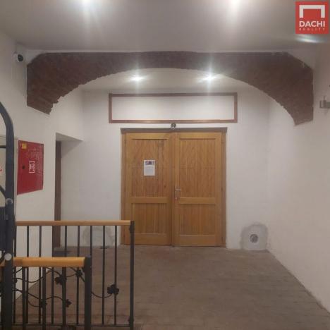 Pronájem komerční nemovitosti, Olomouc, Šemberova, 99 m2