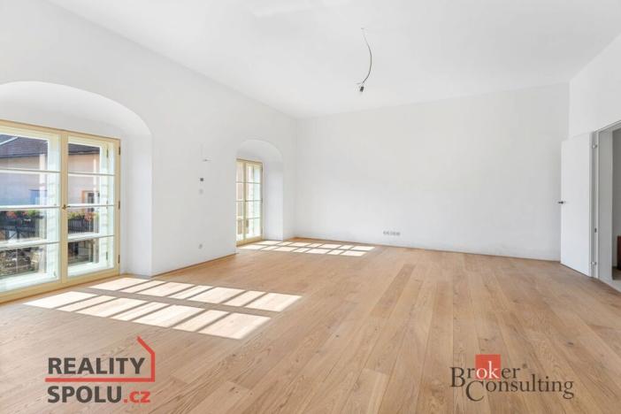 Prodej bytu 2+kk, Jince, Slavíkova, 86 m2