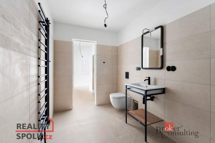 Prodej bytu 2+kk, Jince, Slavíkova, 86 m2