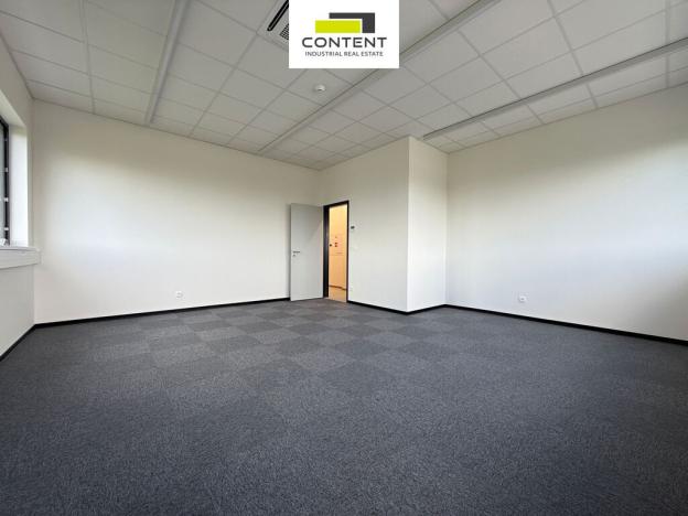 Pronájem výrobních prostor, Praha, K pérovně, 3980 m2