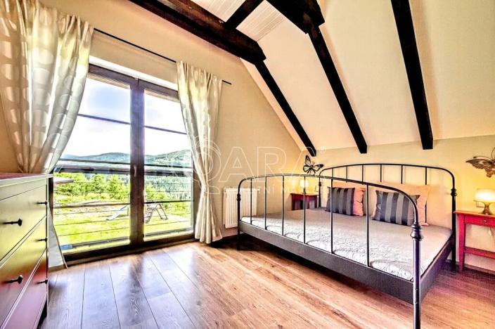 Prodej rodinného domu, Vrchlabí, 429 m2