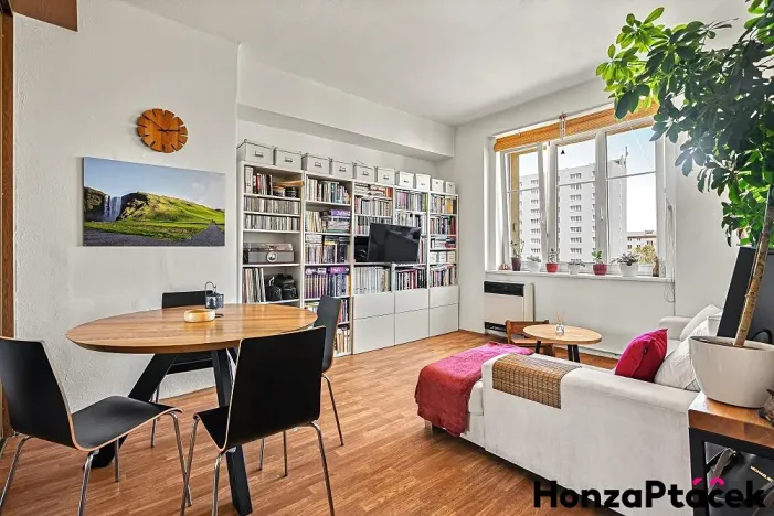 Prodej bytu 2+1, Praha - Strašnice, Kralická, 52 m2