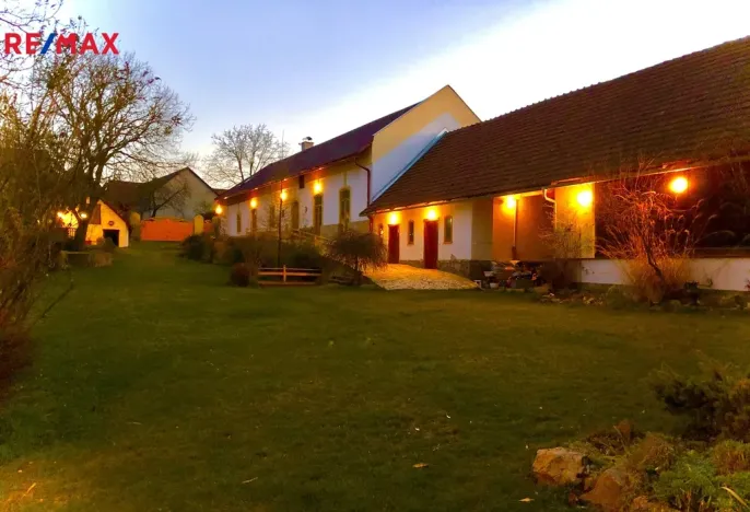 Prodej zemědělské usedlosti, Uhelná Příbram, 300 m2