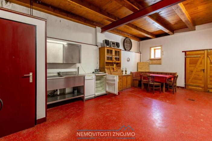 Prodej vinného sklepa, Haugsdorf, Rakousko, 177 m2