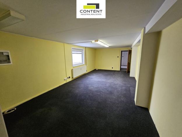 Pronájem skladu, Plzeň - Skvrňany, Domažlická, 2735 m2