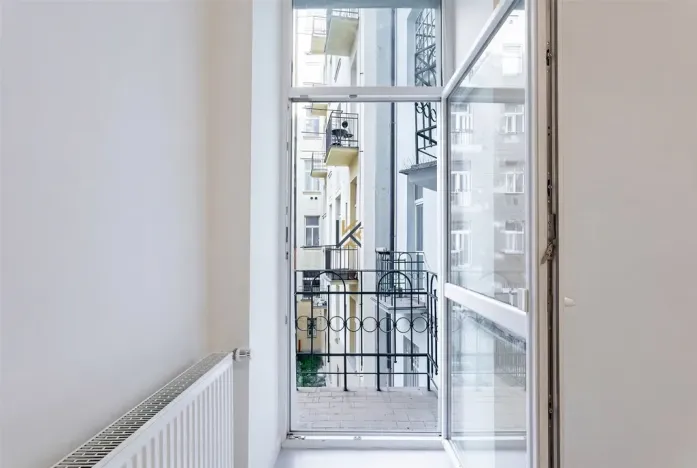 Pronájem kanceláře, Praha - Smíchov, Janáčkovo nábřeží, 100 m2