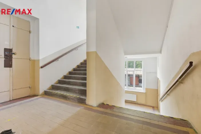 Prodej výrobních prostor, Aš, Tyršova, 4434 m2