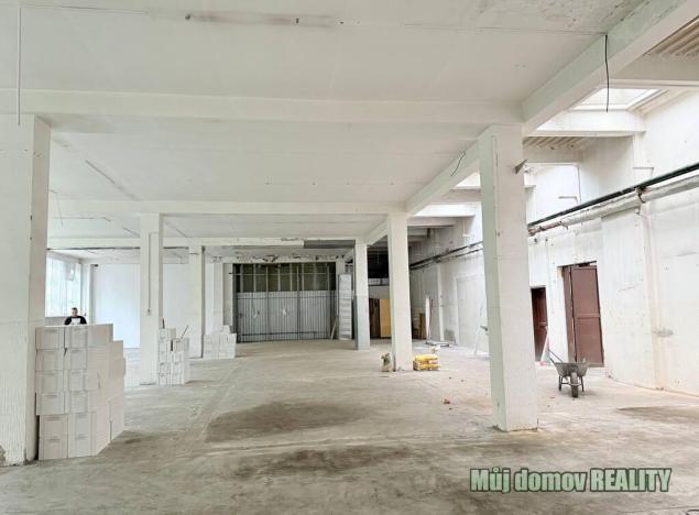 Pronájem skladu, Praha - Vysočany, Lisabonská, 1500 m2