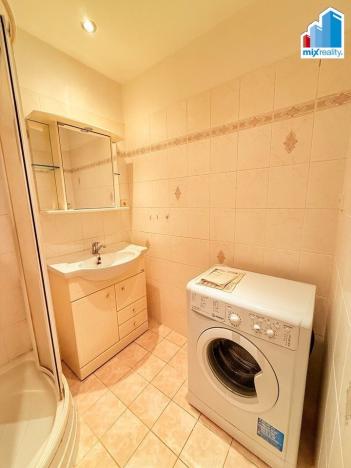 Pronájem bytu 2+1, Nýřany, Komenského, 65 m2