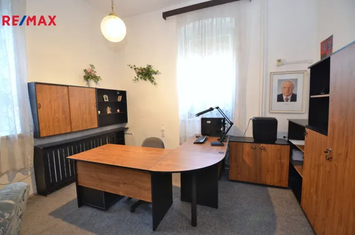 Pronájem kanceláře, Olomouc - Hodolany, Holická, 57 m2