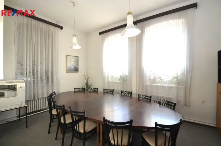 Pronájem kanceláře, Olomouc - Hodolany, Holická, 57 m2