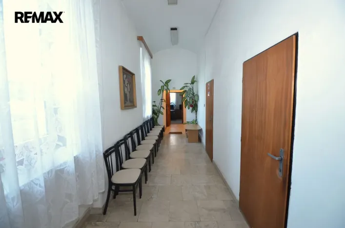 Pronájem kanceláře, Olomouc - Hodolany, Holická, 57 m2