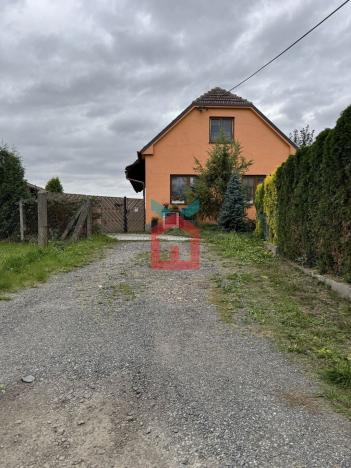 Prodej rodinného domu, Horky, 180 m2
