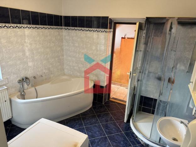 Prodej rodinného domu, Horky, 180 m2